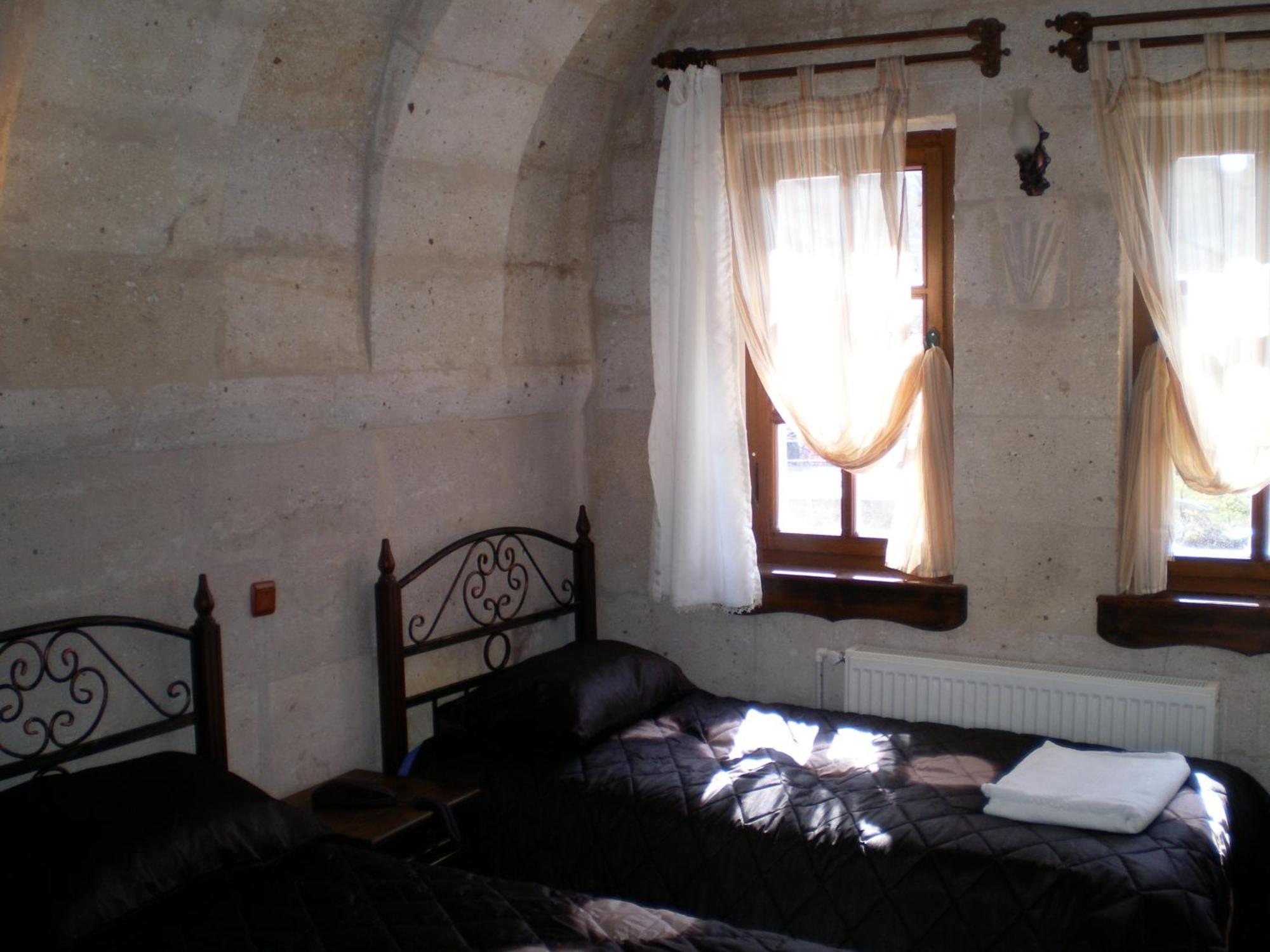 Nature Park Cave Hotel Гьореме Екстер'єр фото