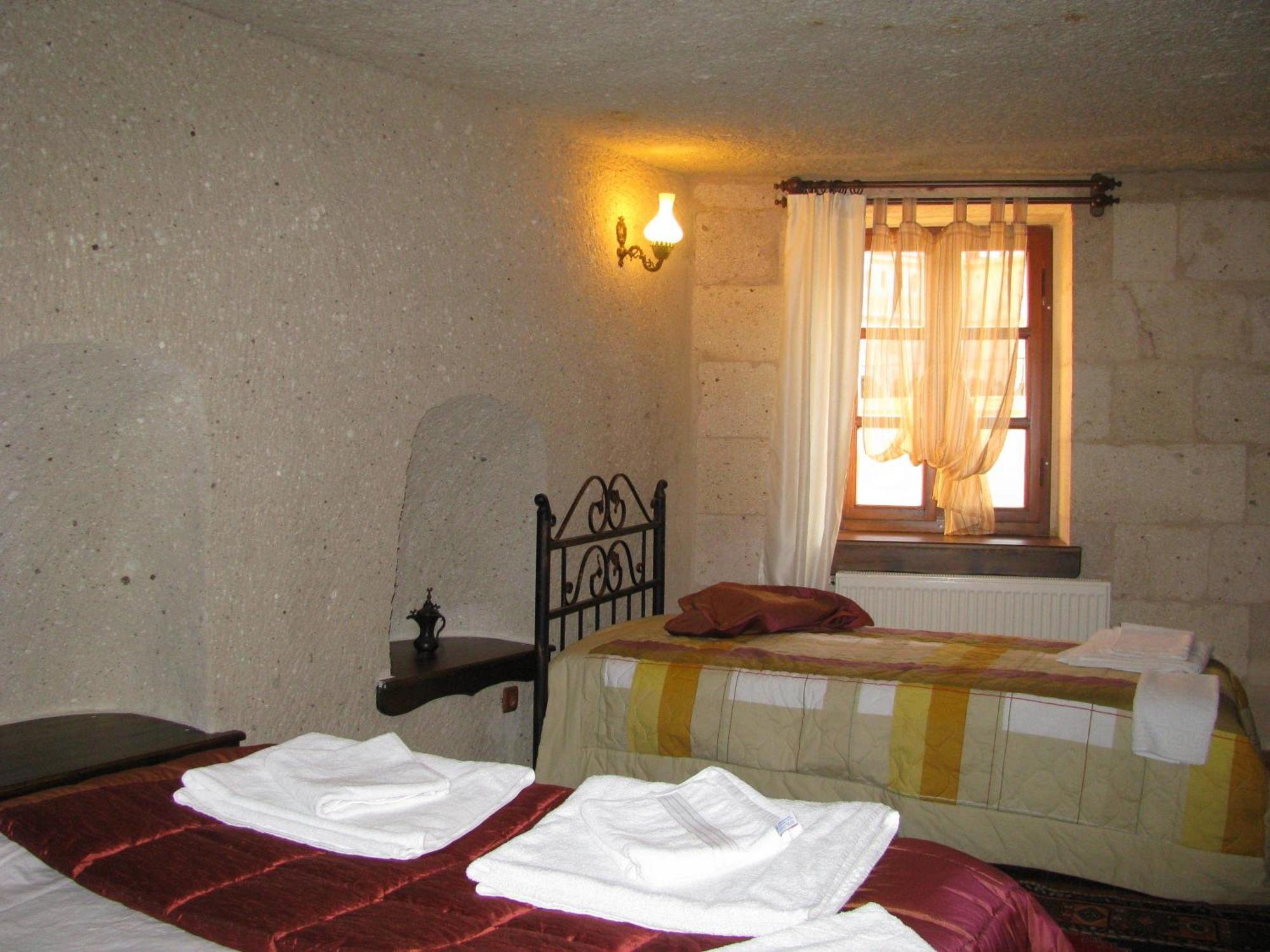 Nature Park Cave Hotel Гьореме Екстер'єр фото
