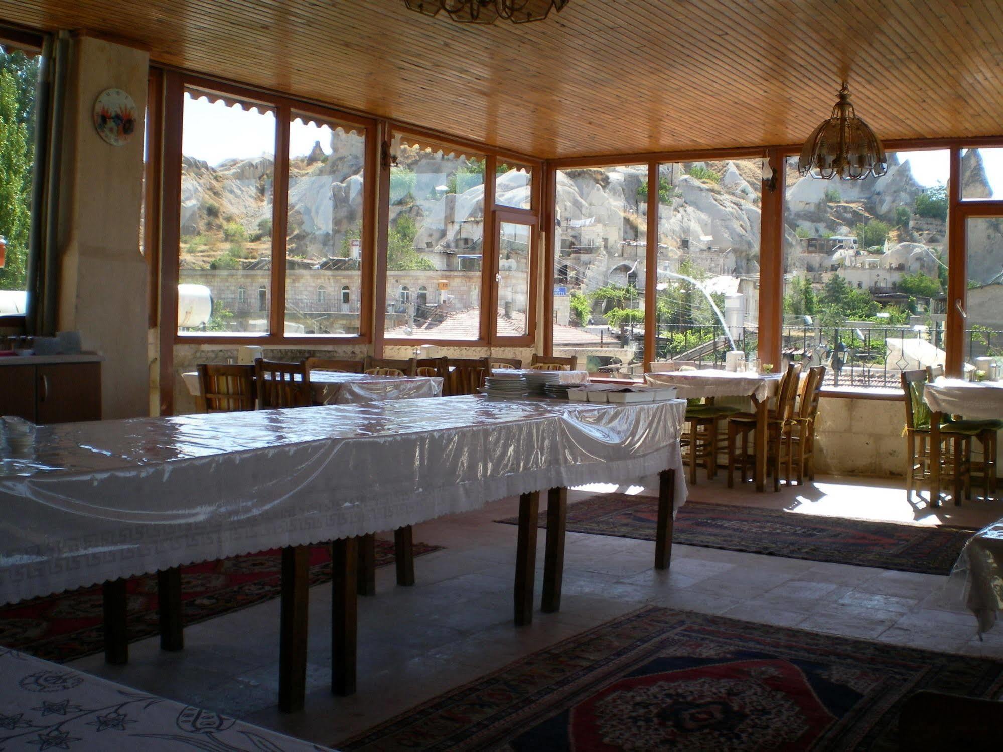 Nature Park Cave Hotel Гьореме Екстер'єр фото
